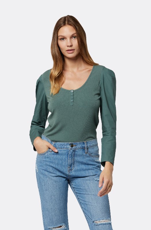 アウターその他 PAROSH Women Outer PEONIA D430380 012 233887 BLUE 8102547_027_1.jpg