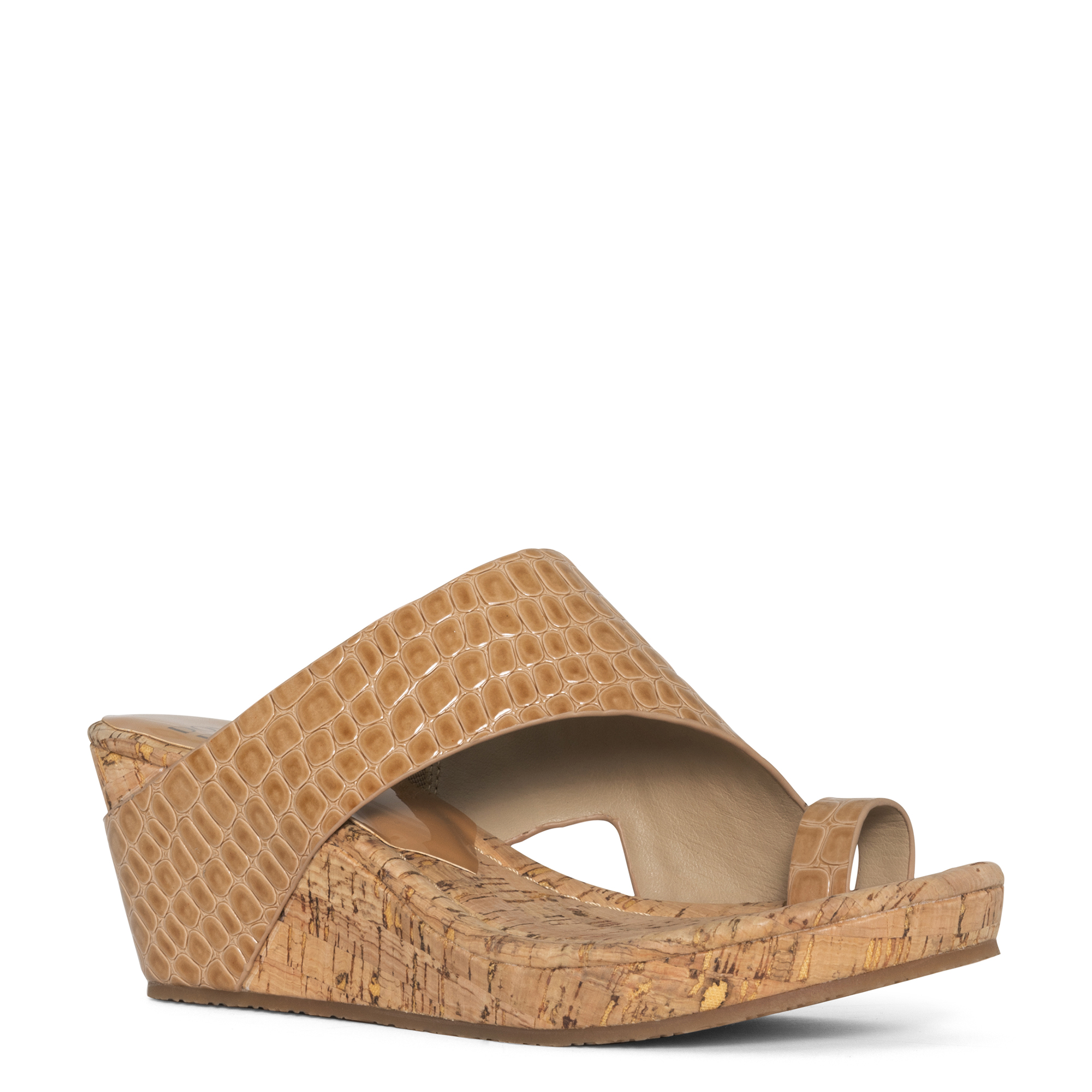 Donald Pliner Women Gyer Camel Casual In Camel