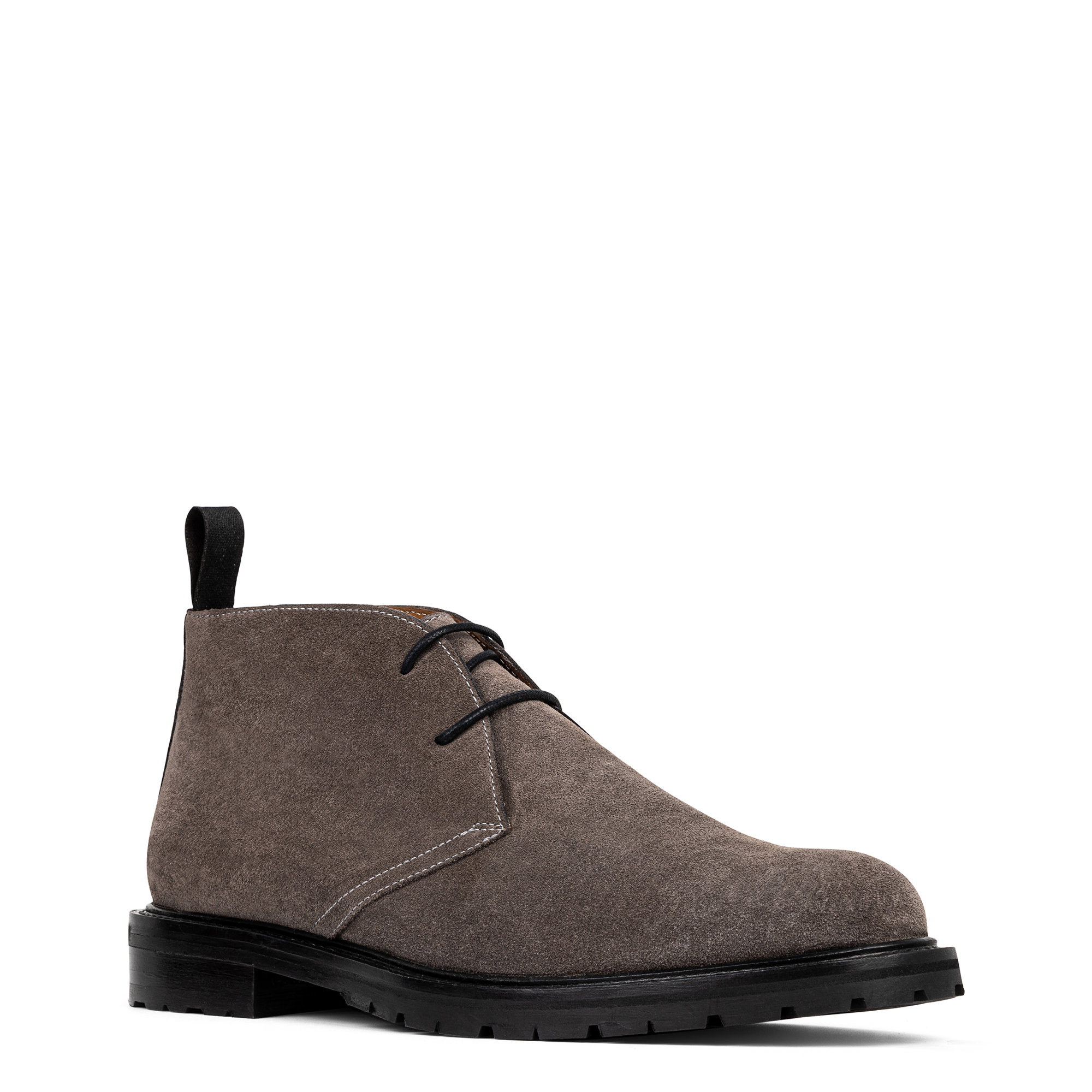 Donald Pliner Colton Lug Sole Chukka Boot In Light Grey Suede