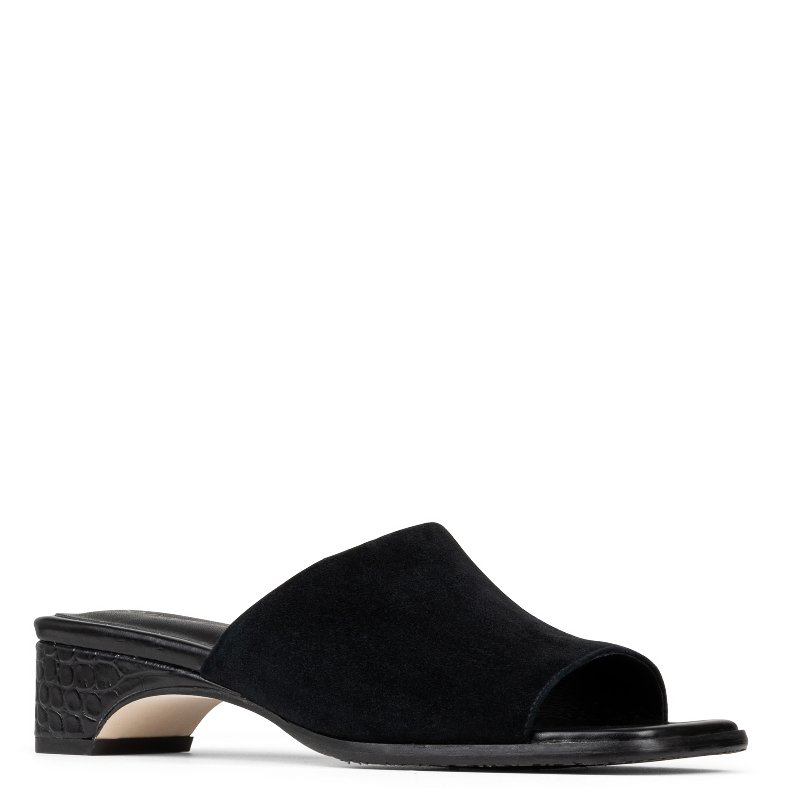 Sale at Donald Pliner