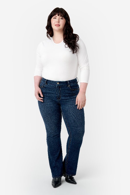 Womens Plus Flare Jeans at Seven7 Jeans