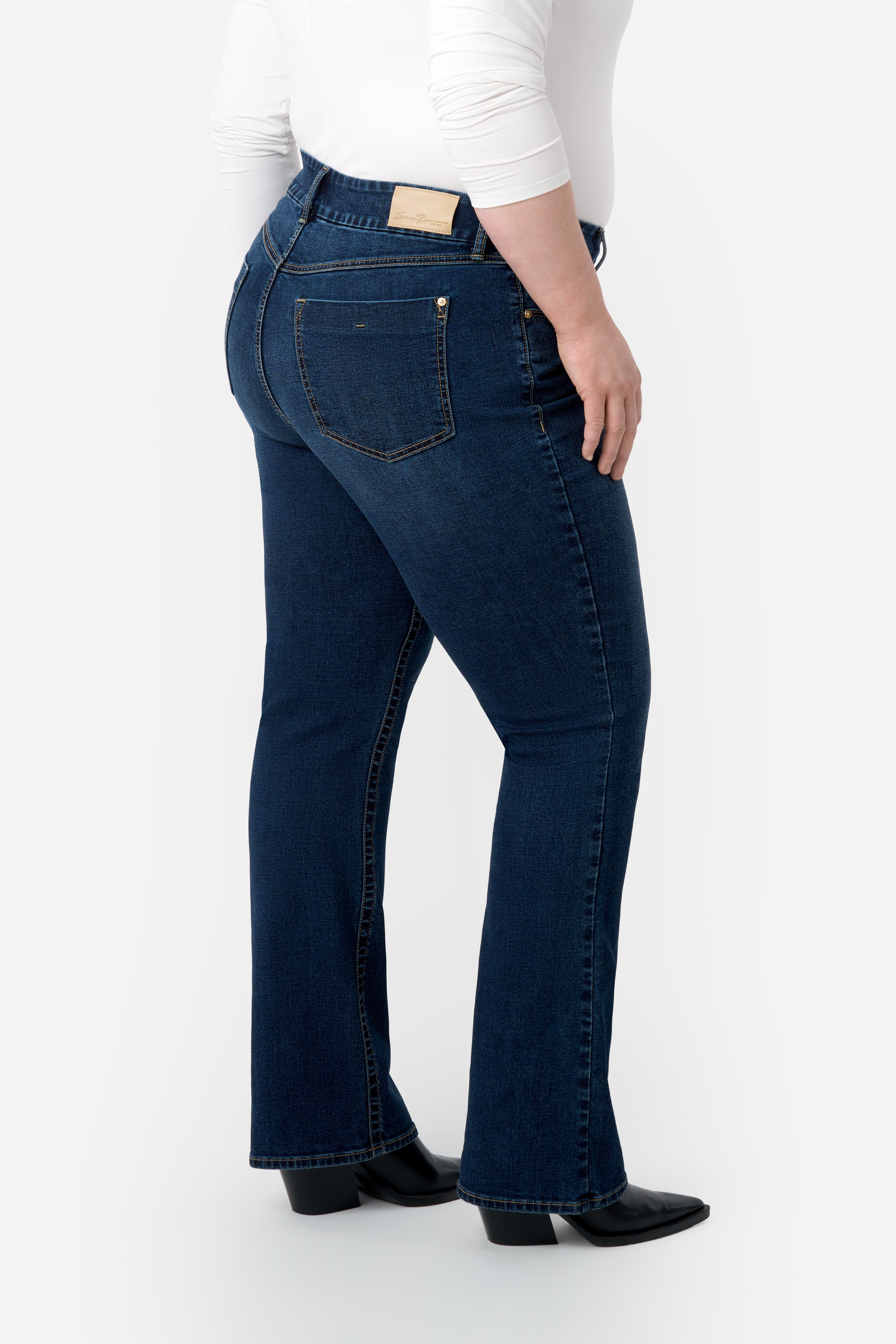 Tummyless Micro Boot Cut Jean at Seven7 Jeans
