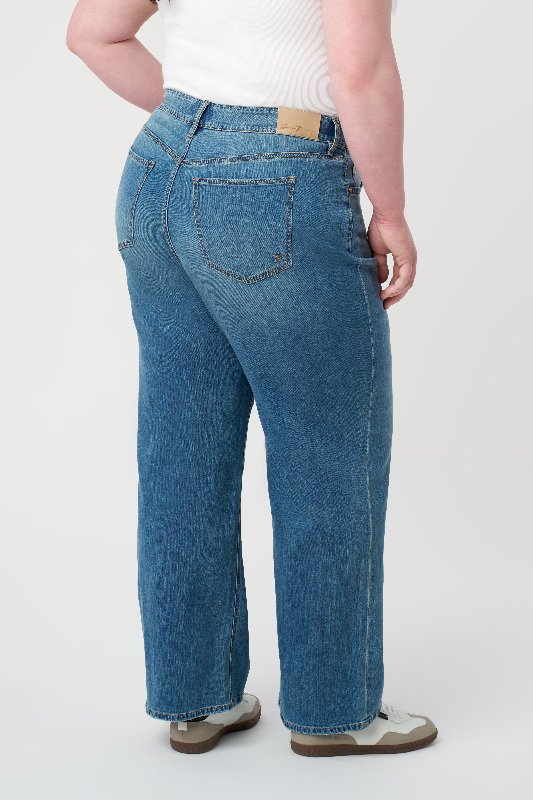Bella Wide Leg Jean at Seven7 Jeans