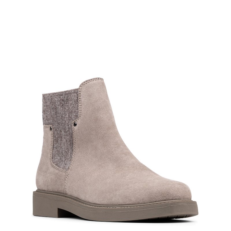 AZIA at Donald Pliner