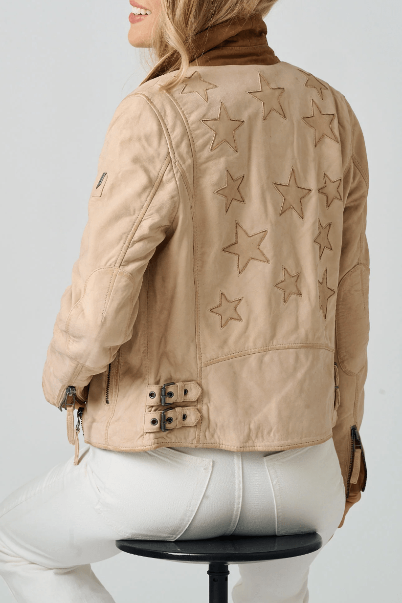 Main Product Image Zoomed