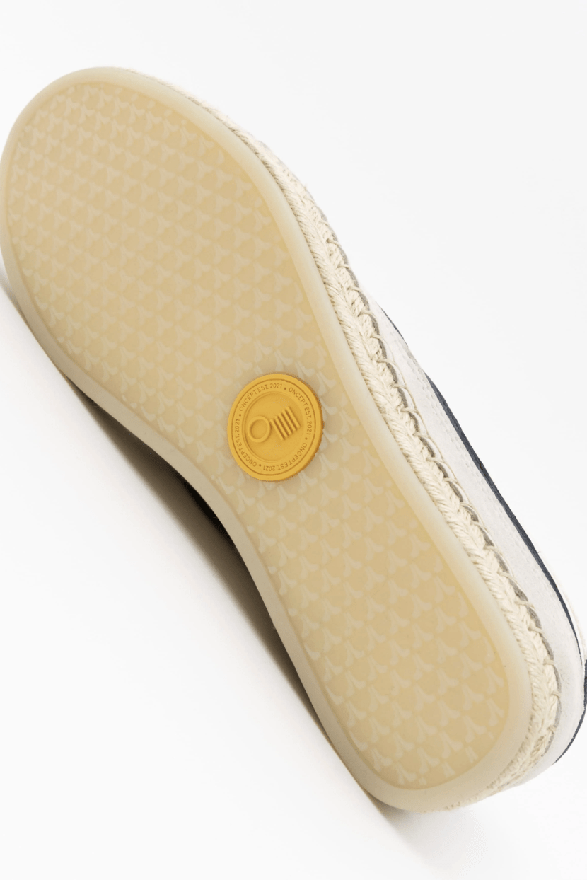 Main Product Image Zoomed